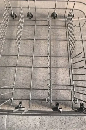 Última Versión CESTA INFERIOR LAVAVAJILLAS AEG, ELECTROLUX, ZANUSSI, ANCHO 520MM, FONDO 510MM, ALTO 140MM, RUEDA DIAMETRO 40MM, 140002678054