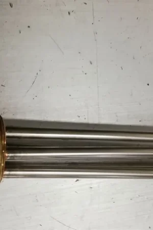 Precio De Oferta RESISTENCIA SUMERGIDA TRIFASICA, ACERO INOX, 220/380 V, 6000W, LARGO 300/250 MM, ROSCA 1 1/2 PULGADAS, B8891463