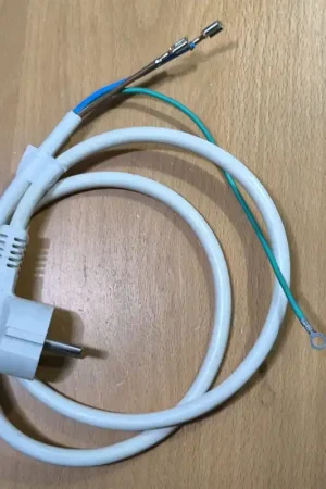 CABLE ALIMENTACION HORNO, LAVADORA, LAVAVAJILLAS, 16A, 250V, 3 HILOS COBRE 2,5MM, LARGO 950 MM, TERMINALES FASTON, 1250003109 Novedad