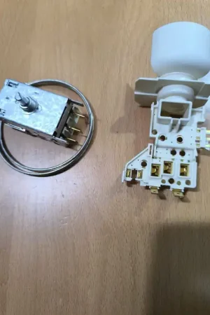 TERMOSTATO FRIGORIFICO WHIRLPOOL, INDESIT, KIT ADAPTACION PARA CONECTOR, CAPILAR 700 MM, -30 + 4,5 ºC,C00311858 Oferta Flash