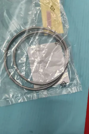 Precio De Fábrica ABRAZADERA GOMA PUERTA LAVADORA ELECTROLUX, SUJECCION / BRIDA GOMA CON LA CUBA, RECAMBIO ORIGINAL, 1325621009