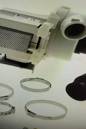 BOMBA LAVADO LAVAVAJILLAS WHIRLPOOL, INDESIT, 481010514599,C00324770 Bestseller