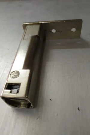 Ordenar Ahora Mismo BISAGRA PUERTA FRIGORIFICO PIVOT DB.474 ZAMAK 5 NIQUELADO, bisagra a resorte serie 176 pos. de montaje izquierdo/derecho L 75mm An 25,6mm VF990