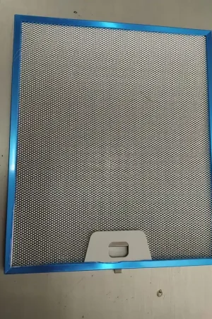 Oferta Flash FILTRO METALICO CAMPANA ELECTROLUX, AEG, ZANUSSI, CALIDAD ORIGINAL, 300X254X8MM, 50248271004