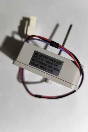 A Buen Precio MOTOR VENTILADOR FRIGORIFICO CANDY, HISENSE,4W, DC 12V, 1450RPM,Q118296