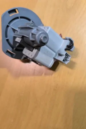 BOMBA DESAGUE LAVAVAJILLAS BEKO, RECAMBIO ALTERNATIVO, 220V, 81742124 Súper Precio