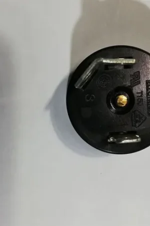 GUARDAMOTOR COMPRESOR FRIGORIFICO ZANUSSI, RECAMBIO ORIGINAL, T0224/07,2.088.049, 2263012243 Marca Reconocida