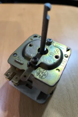 TEMPORIZADOR SECADORA AEG, PROGRAMADOR, 2 HORAS, 220V, SH4140A, MS65, 899035000010 Novedad