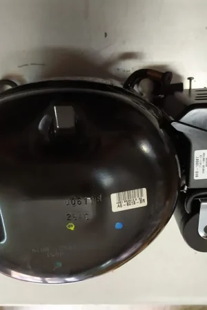 Precio De Fábrica COMPRESOR FRIGORIFICOTECUNSEH, 3/8 CV,ALTA PRESION, R134A, 220V,AE4440Y-FZ1A, 101156