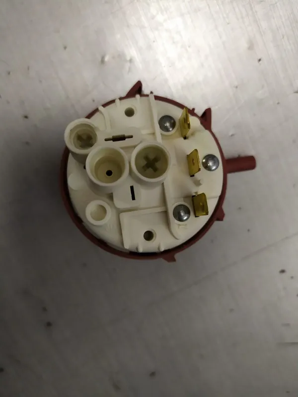 PRESOSTATO LAVAVAJILLAS INDUSTRIAL, DIAMETRO 58 MM, SALIDA HORIZONTAL, 130 MM AGUA,7982 | SAMMIC Oferta Limitada